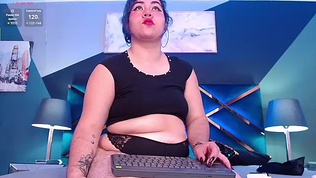 Lilih golden online show from 02-04-26, 11:38