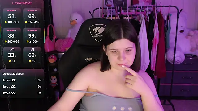 AmyVibess online show from 04-30-26, 08:57