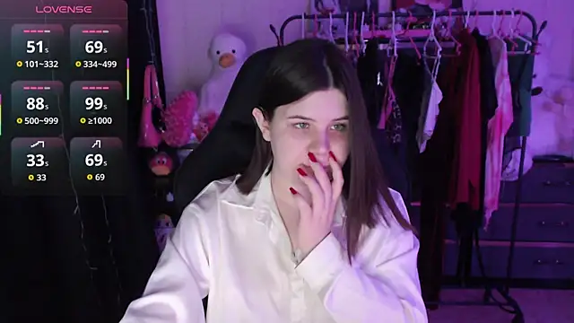 AmyVibess online show from 06-27-26, 06:02
