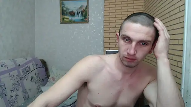 Snapshot of Alexilon chatting on 02-27-26, 01:44 Alexilon online show from 02-27-26, 01:44