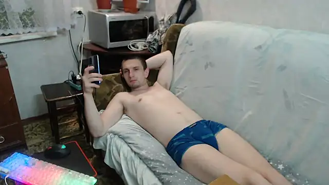 Snapshot of Alexilon chatting on 03-27-26, 09:03 Alexilon online show from 03-27-26, 09:03