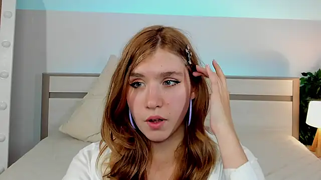 Snapshot of Iris_Rain chatting on 09-15-25, 10:26 Iris Rain online show from 09-15-25, 10:26