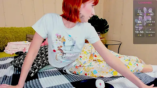 flatter-shy online show from 10-11-25, 10:25