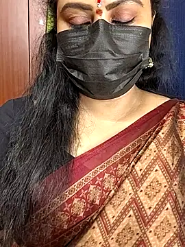 honey-flower online show from 10-12-25, 12:15