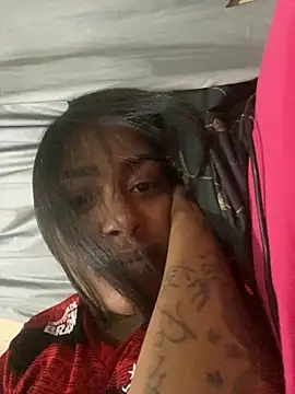 Snapshot of Morenasafadinhatesao chatting on 11-10-25, 05:28 Morenasafadinhatesao online show from 11-10-25, 05:28