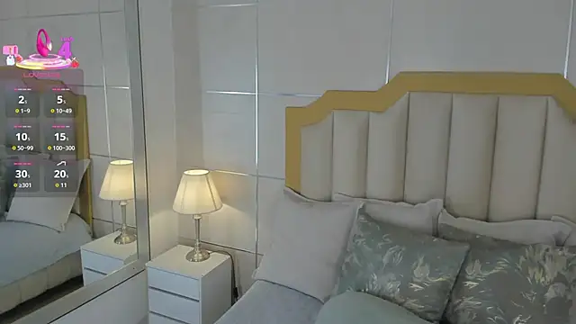 Snapshot of MaddieParker chatting on 10-08-25, 07:33 MaddieParker online show from 10-08-25, 07:33