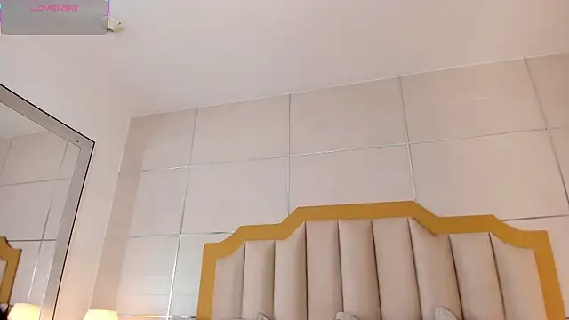 Snapshot of MaddieParker chatting on 10-29-25, 07:26 MaddieParker online show from 10-29-25, 07:26