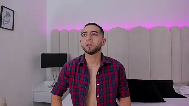 Snapshot of Lushian_ chatting on 09-12-25, 03:12 Lushian online show from 09-12-25, 03:12