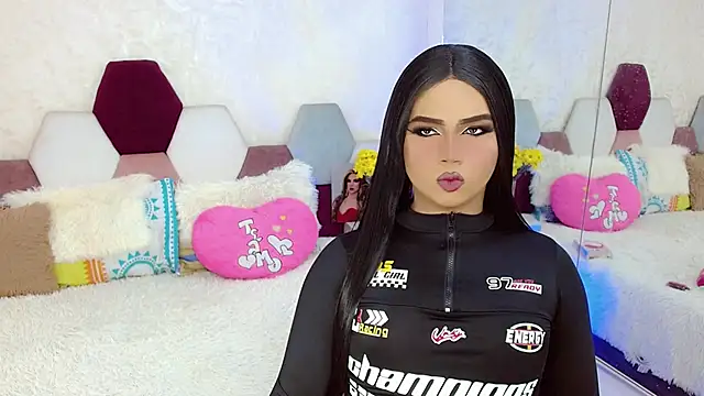 kushina uzumaki75 online show from 10-04-25, 03:48