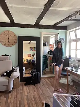 Seductively4 20 online show from 03-10-26, 09:14