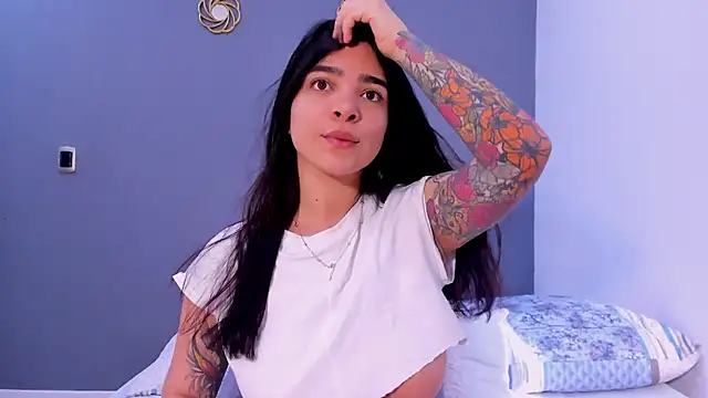 KamilaBetancourt online show from 06-29-26, 12:49