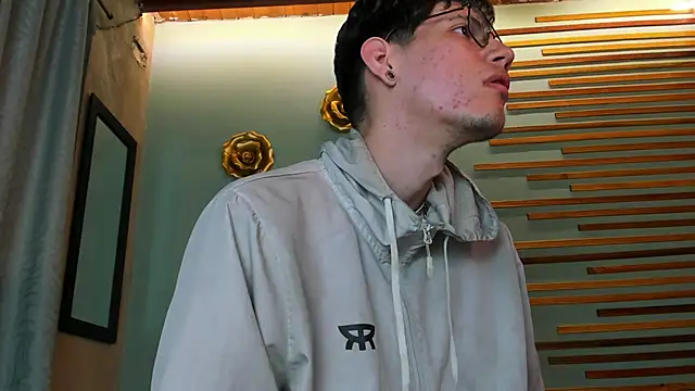 david huge online show from 10-21-25, 01:23