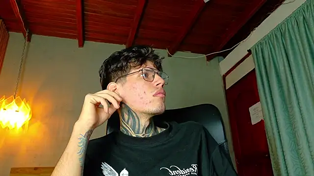 david huge online show from 05-03-26, 01:17