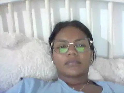 hermione francoo online show from 04-09-26, 02:22