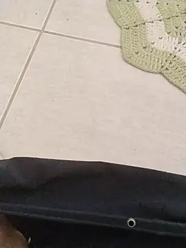 LeoMaduroSP online show from 10-21-25, 05:35