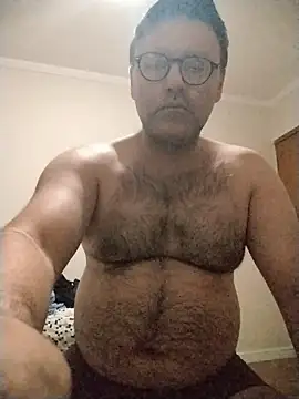 LeoMaduroSP online show from 11-04-25, 04:11