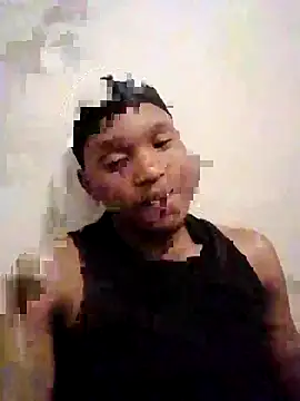 Snapshot of KingCruze chatting on 10-19-25, 11:22 KingCruze online show from 10-19-25, 11:22