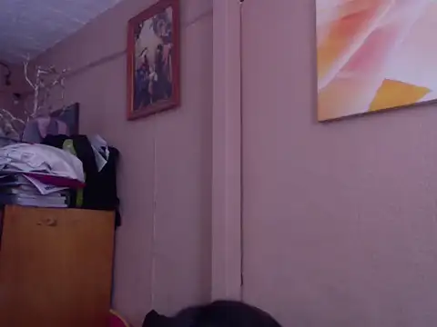 guerooohot22 online show from 11-18-25, 07:40