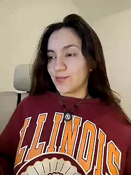 Snapshot of KattyHotson chatting on 06-30-26, 10:11 KattyHotson online show from 06-30-26, 10:11
