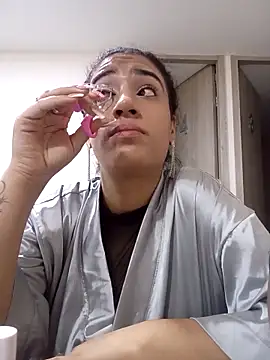 Samantha hotly online show from 10-11-25, 01:53