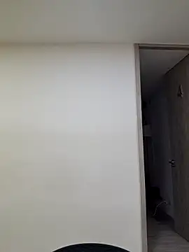 Snapshot of Samantha_hotly chatting on 02-14-26, 06:37 Samantha hotly online show from 02-14-26, 06:37