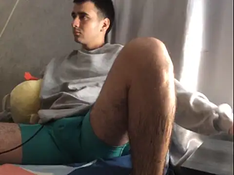 Snapshot of Cesar_Augusto chatting on 03-29-26, 12:10 Cesar Augusto online show from 03-29-26, 12:10