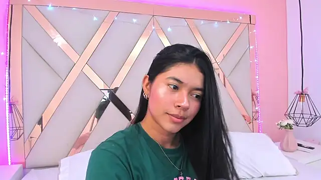 samantaa shy online show from 06-25-26, 05:12