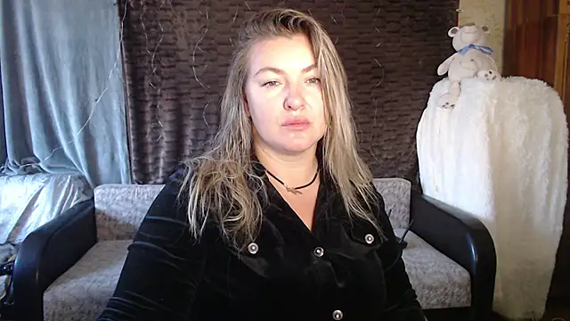 NikaSkylink online show from 10-08-25, 03:48