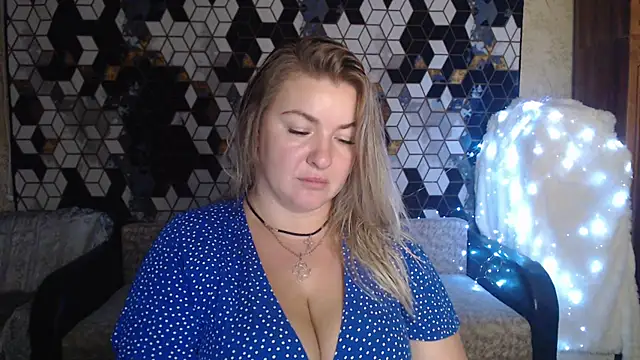 NikaSkylink online show from 11-17-25, 08:03