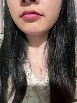 Emachiii online show from 03-05-26, 01:40