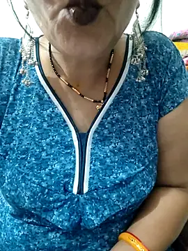 Snapshot of Cuty_siya_143 chatting on 10-30-25, 08:27 Cuty siya 143 online show from 10-30-25, 08:27