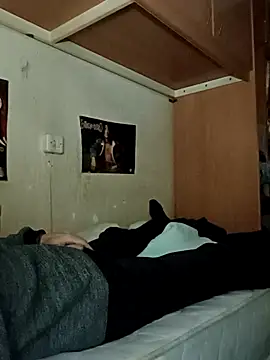 Rickrow666 online show from 02-06-26, 06:33