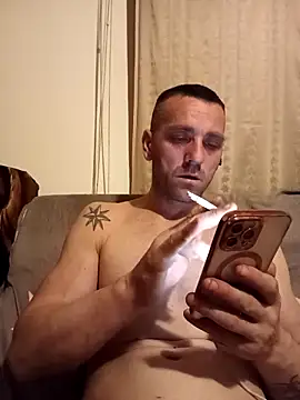 Snapshot of YzabellFabioo chatting on 03-14-26, 09:31 YzabellFabioo online show from 03-14-26, 09:31