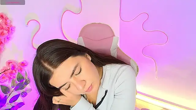 Snapshot of Stepha_babe chatting on 03-29-26, 02:00 Stepha babe online show from 03-29-26, 02:00