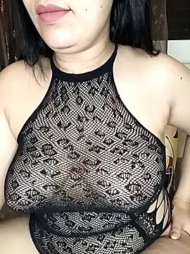 Snapshot of Fatina-arabic chatting on 06-17-26, 02:07 Fatina-arabic online show from 06-17-26, 02:07