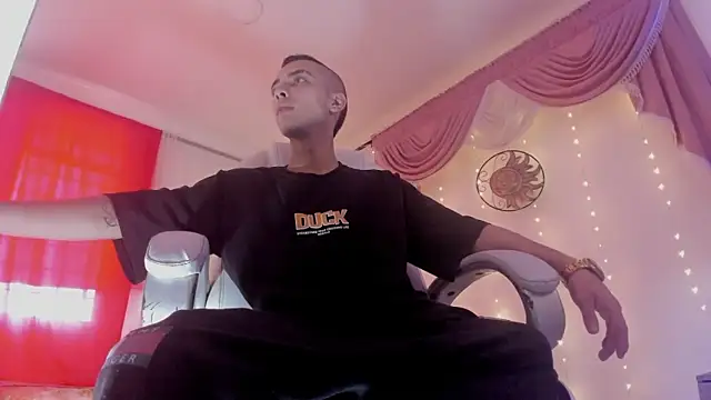 Dereck Boy8 online show from 09-29-25, 09:41