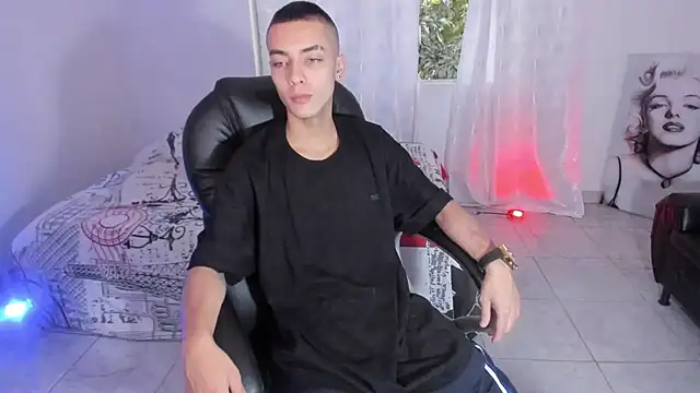 Dereck Boy8 online show from 10-14-25, 09:15