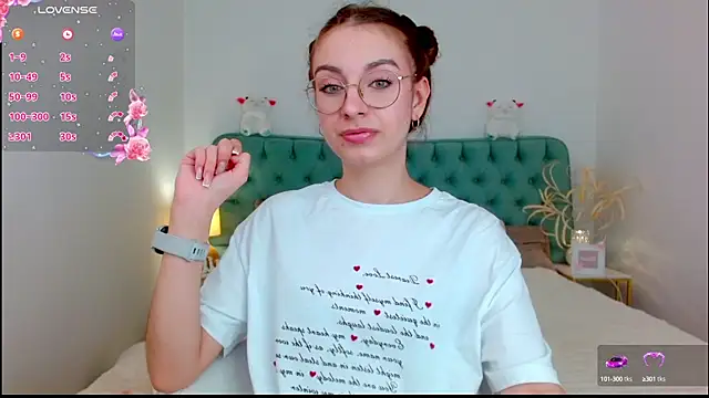 Real cutie1 online show from 09-10-25, 08:53