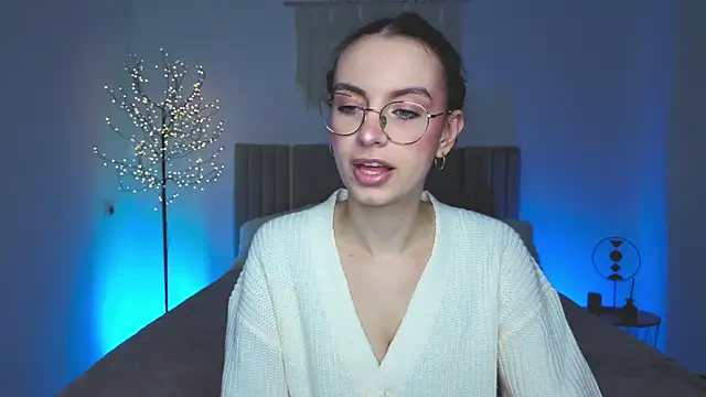 Real cutie1 online show from 03-24-26, 01:49