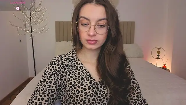 Real cutie1 online show from 04-30-26, 01:06
