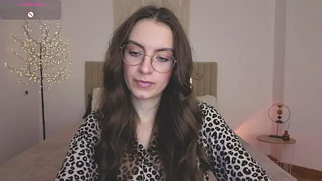 Real cutie1 online show from 05-11-26, 02:45