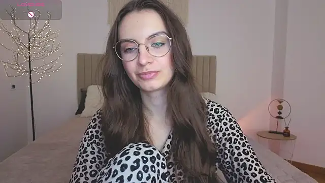 Real cutie1 online show from 05-11-26, 04:04