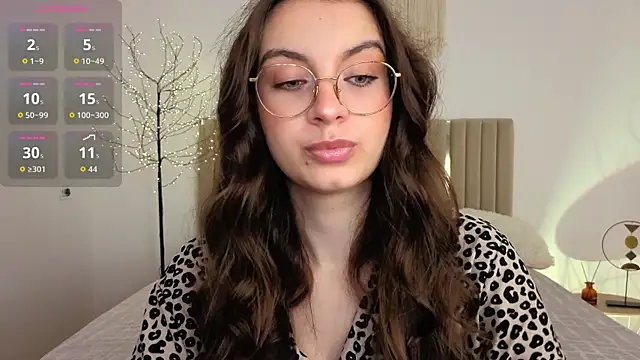 Real cutie1 online show from 06-17-26, 12:50