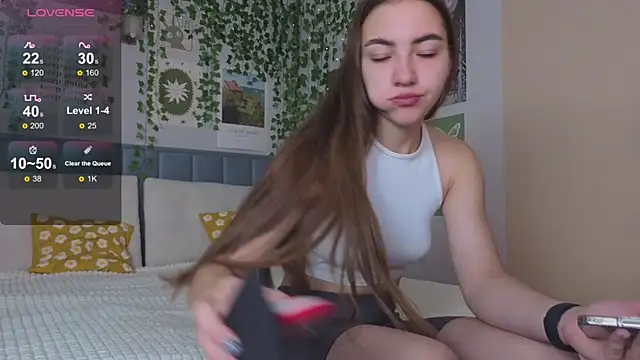 Snapshot of Ashley_Pierce chatting on 09-09-25, 04:01 Ashley Pierce online show from 09-09-25, 04:01