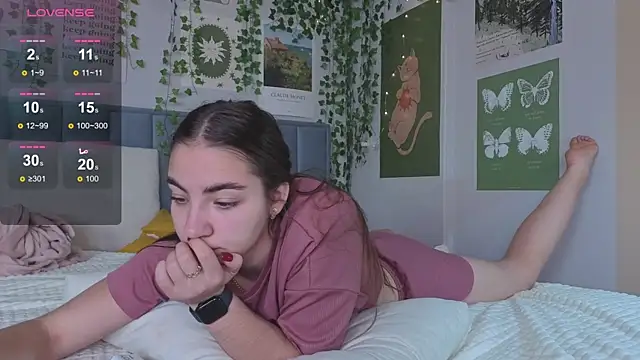 Snapshot of Ashley_Pierce chatting on 09-19-25, 05:20 Ashley Pierce online show from 09-19-25, 05:20