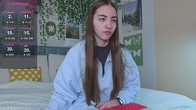 Snapshot of Ashley_Pierce chatting on 09-28-25, 07:36 Ashley Pierce online show from 09-28-25, 07:36