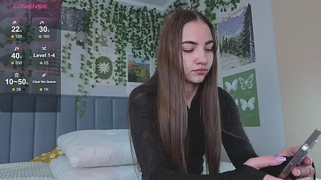 Snapshot of Ashley_Pierce chatting on 10-03-25, 04:09 Ashley Pierce online show from 10-03-25, 04:09