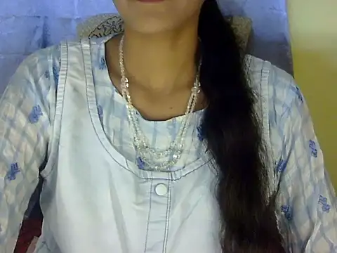 zara Khan0 online show from 09-09-25, 01:43