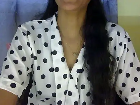 zara Khan0 online show from 09-21-25, 03:02