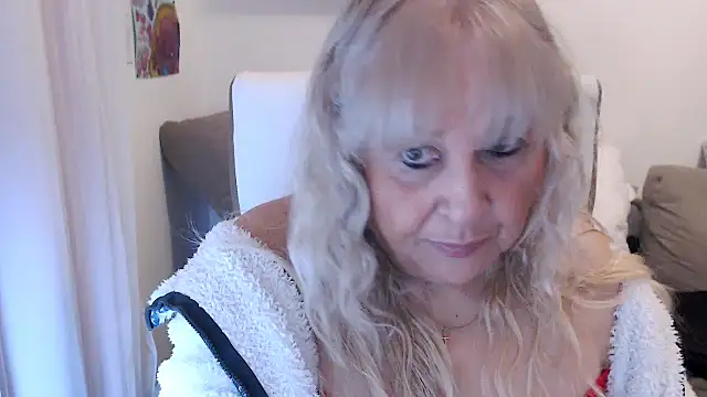 SusiLifeXXX online show from 11-27-25, 09:28